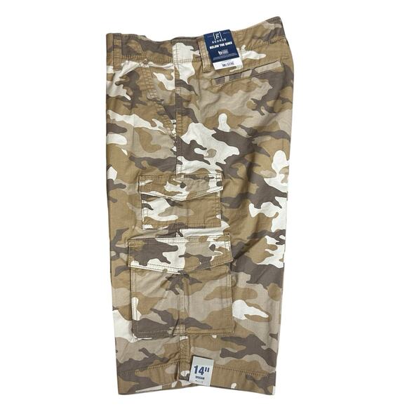 George Mens Below The Knee Camo Cargo Shorts size 30 New - Picture 1 of 7